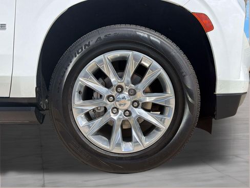 Used 2023 Chevrolet Tahoe Premier AWD/4WD image 11