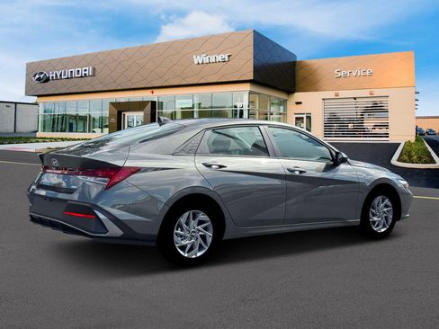 New 2026 Hyundai Elantra Blue image 8