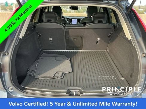 Certified 2024 Volvo XC60 B5 Plus w/ Climate Package image 33