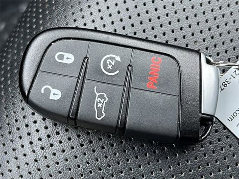 Used 2018 Jeep Grand Cherokee Summit w/ Platinum Series Group image 30