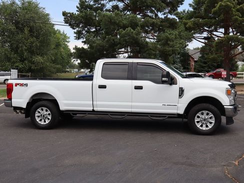 Used 2022 Ford F350 XLT w/ XLT Value Package AWD/4WD image 3