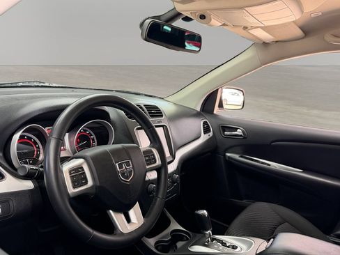 Used 2019 Dodge Journey SE FWD image 15