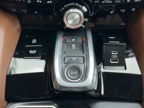 Used 2024 Acura MDX SH-AWD w/ Advance Package image 27
