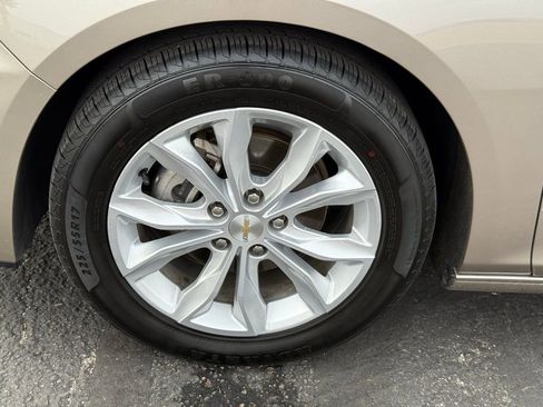 Used 2024 Chevrolet Malibu LT image 10