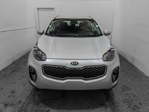 Used 2017 Kia Sportage EX AWD/4WD image 3