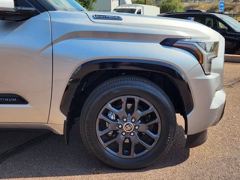 Used 2023 Toyota Sequoia Platinum AWD/4WD image 29