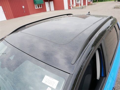 New 2025 Volkswagen Taos SE image 6