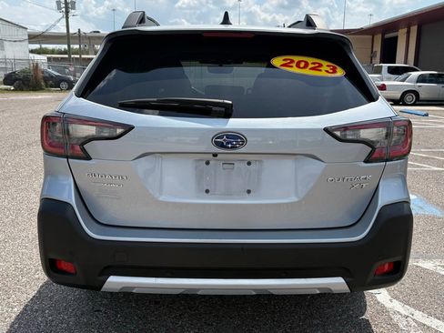 Used 2023 Subaru Outback Limited XT image 4