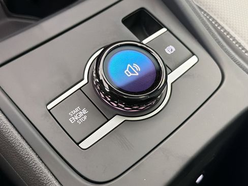 New 2026 Volkswagen Tiguan SE R-Line FWD image 18