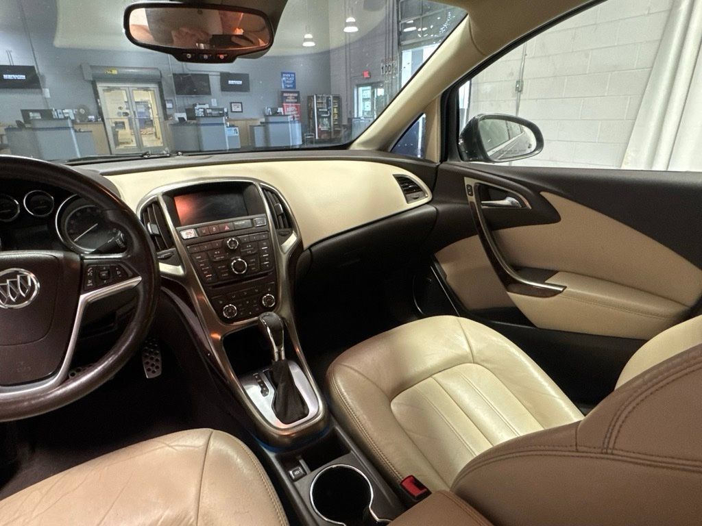 Used 2014 Buick Verano Premium FWD image 27