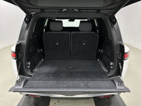 Used 2023 Rivian R1S Adventure AWD/4WD image 15