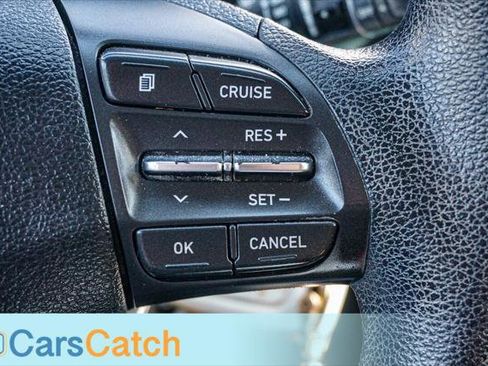 Used 2018 Hyundai Elantra GT image 34