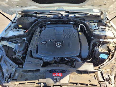Used 2016 Mercedes-Benz E 350 Sedan image 37