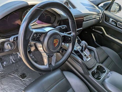 Used 2021 Porsche Cayenne GTS AWD/4WD image 10