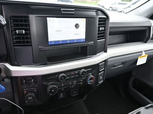 New 2026 Ford F250 4x4 Crew Cab Super Duty image 27