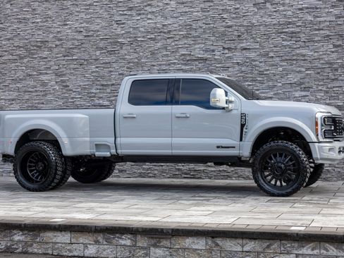 Used 2026 Ford F450 Platinum image 10