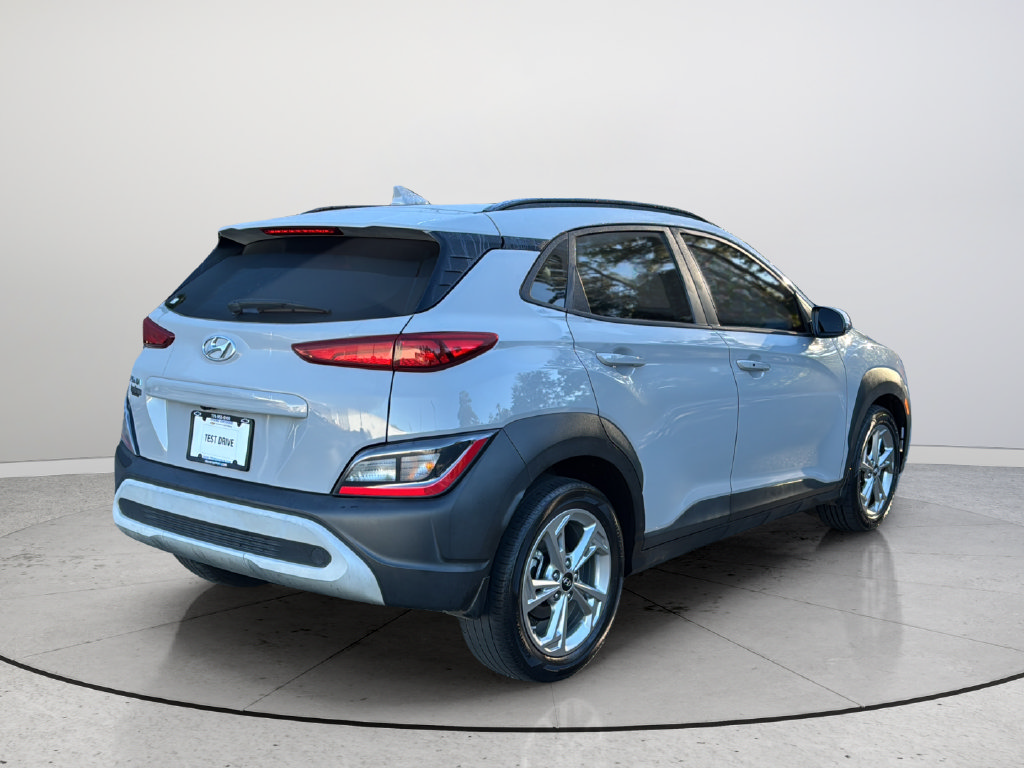 Used 2023 Hyundai Kona SEL w/ Cargo Package FWD image 8