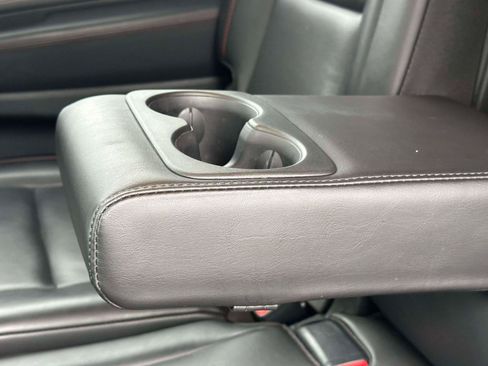 Used 2023 Dodge Durango GT AWD/4WD image 13