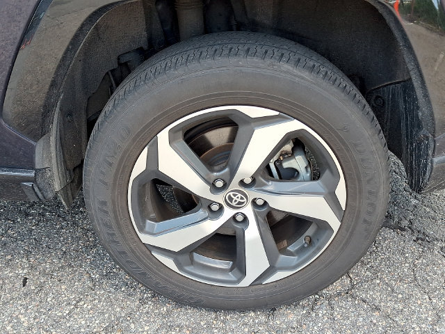 Certified 2023 Toyota RAV4 SE w/ Weather & Moonroof Package AWD/4WD image 5