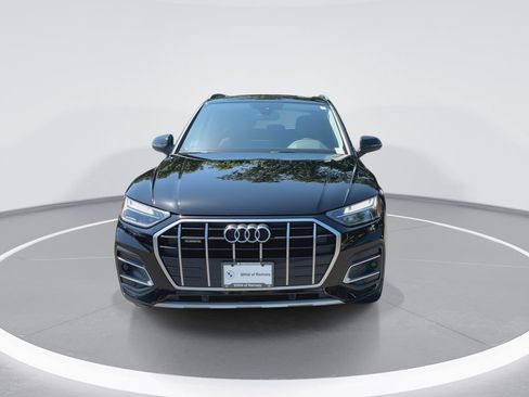 Used 2022 Audi Q5 2.0T Premium w/ Convenience Package AWD/4WD image 3