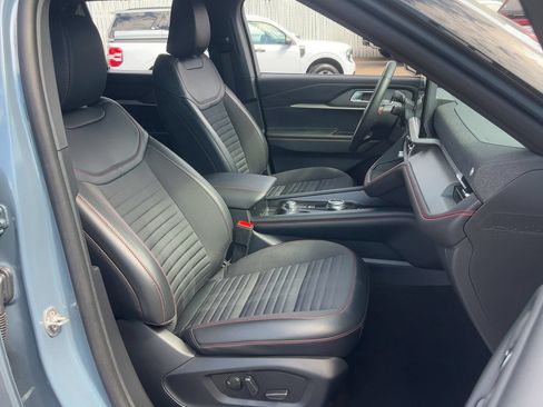 Used 2025 Ford Explorer ST-Line w/ Premium Package RWD image 13