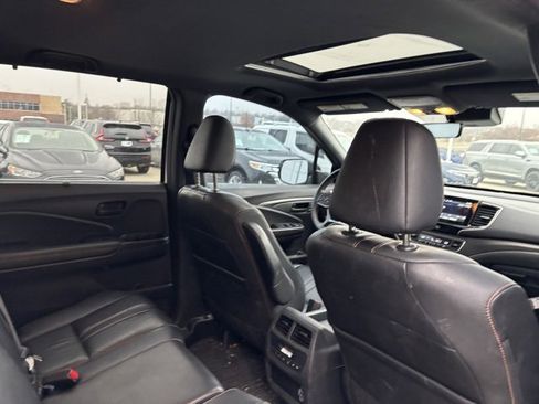 Certified 2022 Honda Pilot TrailSport image 26