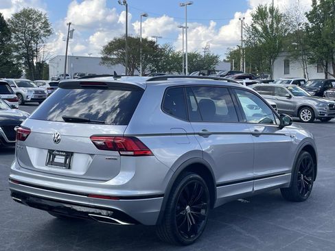 Used 2021 Volkswagen Tiguan SE R-Line w/ 3rd Row Seat Package AWD/4WD image 7