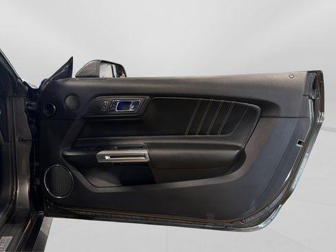 Used 2015 Ford Mustang GT Premium w/ Equipment Group 401A RWD image 37