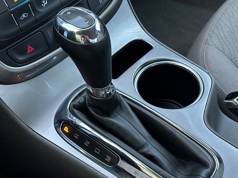 Used 2015 Chevrolet Malibu LS image 19