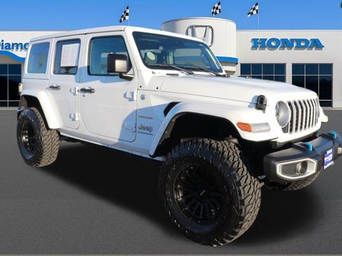 Used 2024 Jeep Wrangler Sahara image 1