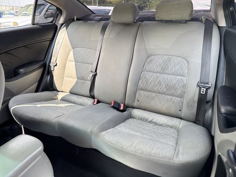 Used 2016 Kia Forte LX FWD image 19