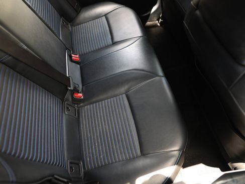 Used 2020 Toyota Corolla XSE FWD image 16