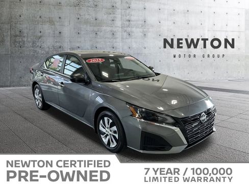 Used 2025 Nissan Altima 2.5 S FWD image 1
