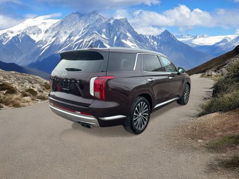 Used 2023 Hyundai Palisade Calligraphy w/ Cargo Package FWD image 5