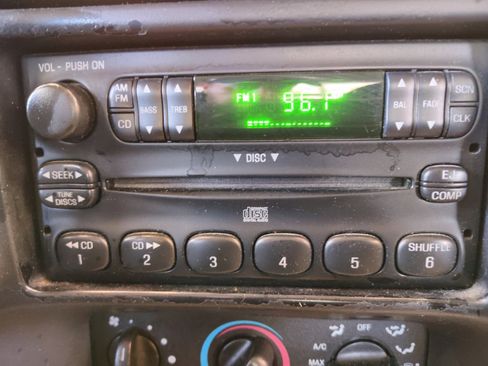 Used 2003 Ford Ranger XLT image 21