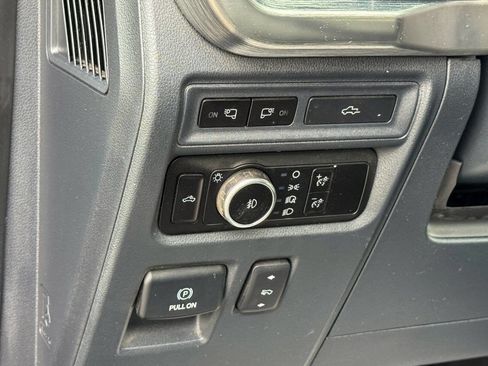 Used 2023 Ford F150 Lariat w/ Equipment Group 502A High AWD/4WD image 30