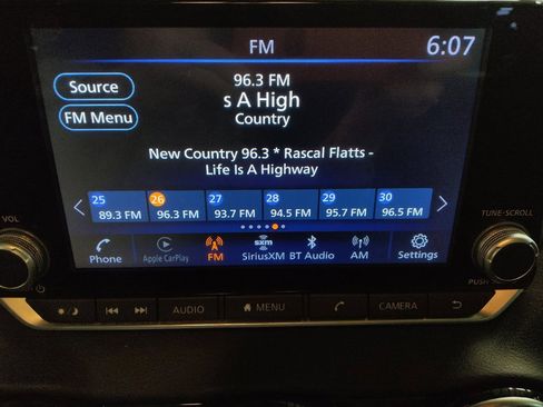 Used 2021 Nissan Sentra SR FWD image 25