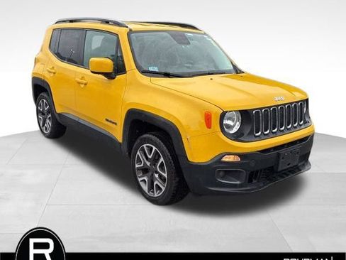 Used 2015 Jeep Renegade Latitude AWD/4WD image 7