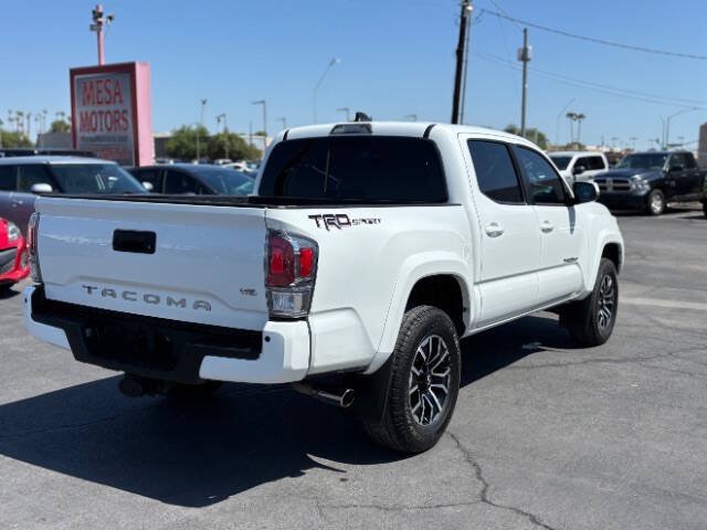Used 2020 Toyota Tacoma TRD Sport w/ Technology Package RWD image 3