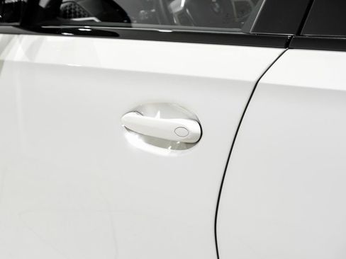 Used 2024 BMW X6 M60i w/ M Sport Professional Package image 37