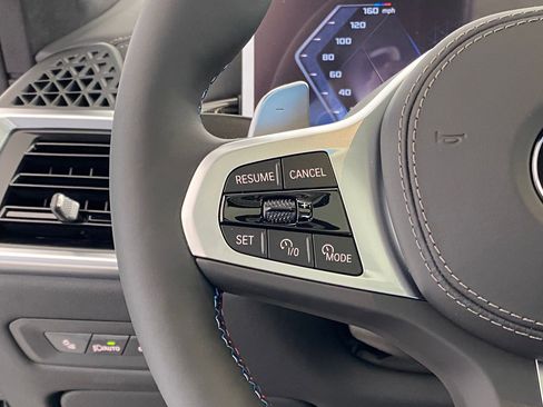 New 2026 BMW X5 M60i w/ Executive Package image 17