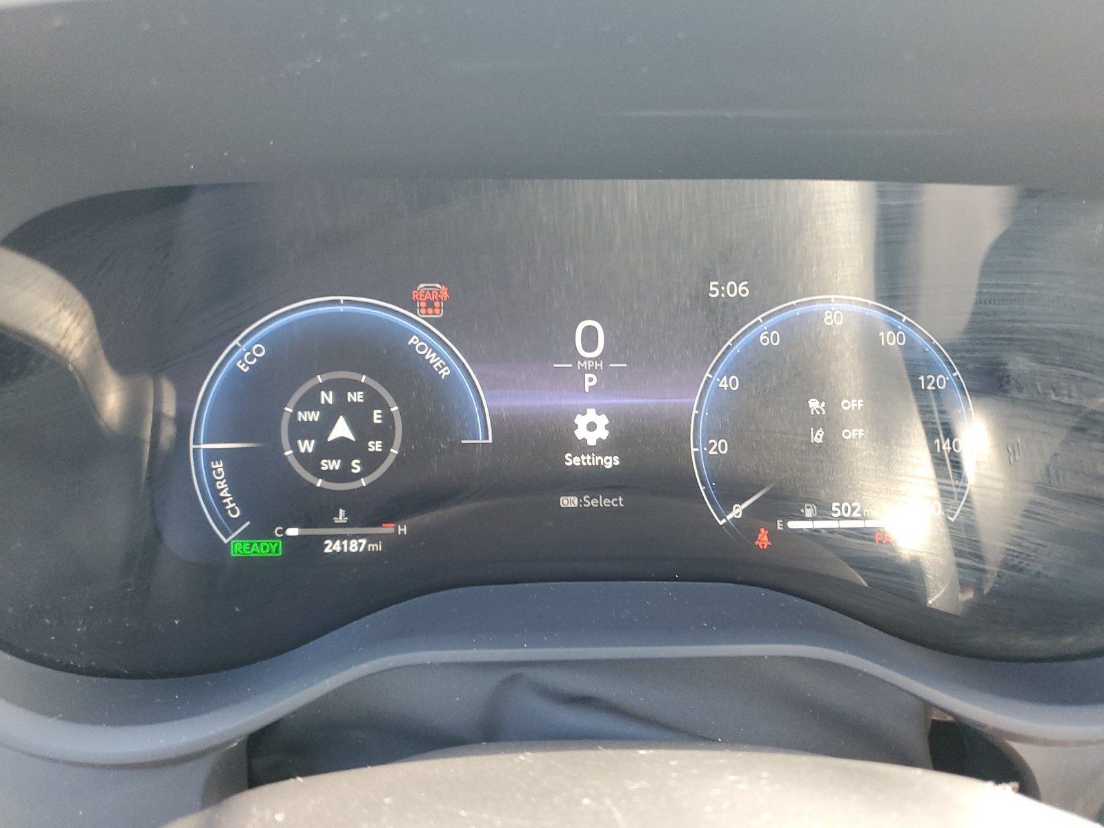 Certified 2025 Toyota Sienna XSE w/ XSE Plus Package AWD/4WD image 24