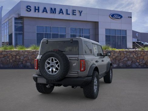 New 2025 Ford Bronco Badlands image 8