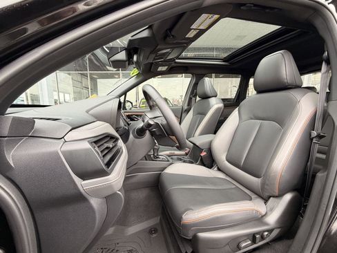 Used 2025 Subaru Forester Sport image 13