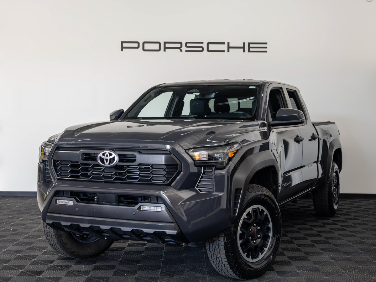 Used 2025 Toyota Tacoma TRD Off-Road w/ TRD Off Road Upgrade Package AWD/4WD image 1