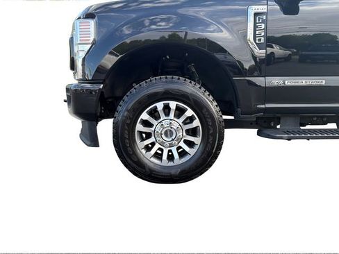 Used 2022 Ford F350 Lariat w/ Lariat Ultimate Package AWD/4WD image 30