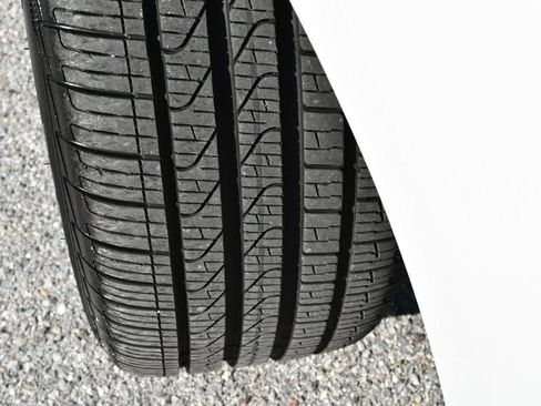 Used 2024 Mercedes-Benz CLE 300 4MATIC Cabriolet image 83