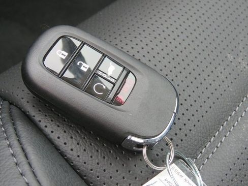 Used 2024 Honda CR-V EX-L image 9