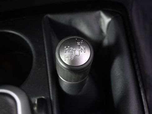 Used 2024 Toyota 4Runner TRD Off-Road AWD/4WD image 33