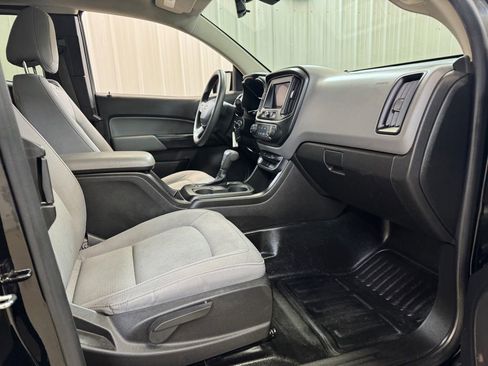 Used 2020 Chevrolet Colorado W/T image 20
